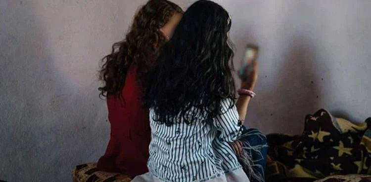 Missing girls, Karachi, Korangi, recovered, Lahore