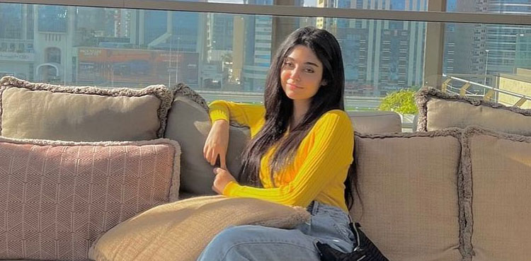 Noor Zafar Khan, Actor, shares pictures