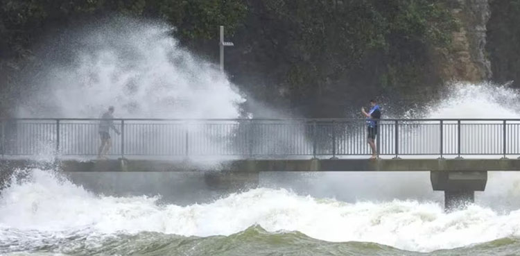 New Zealand's cyclone death toll at 11, thousands still missing