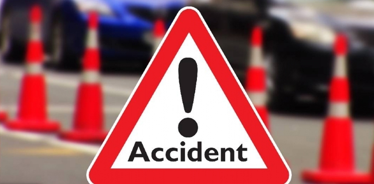 Lower Kohistan, bus overturns