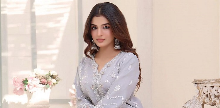 laiba khan viral pictures