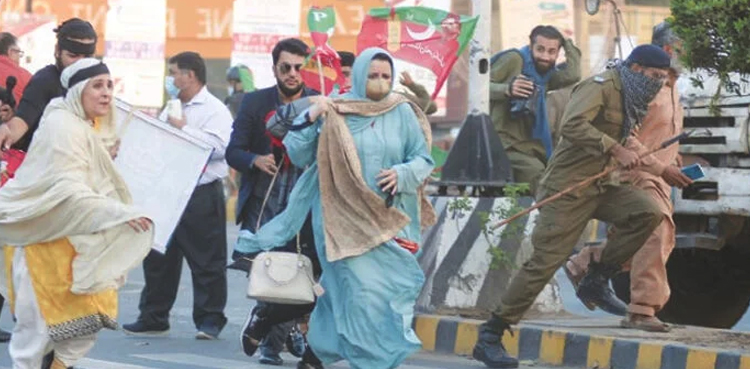 Lahore police, police crackdown, PTI leaders