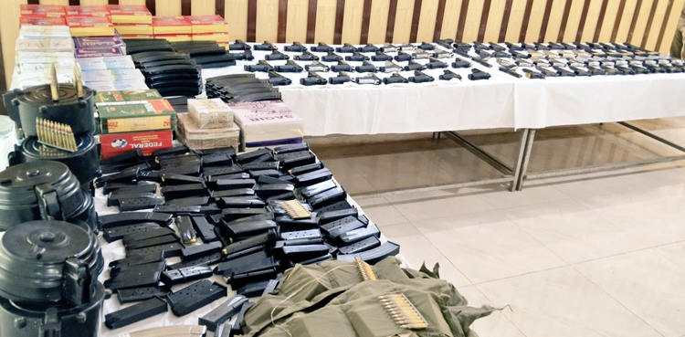 Rawalpindi, Police, Huge cache of arms, two smugglers arrested