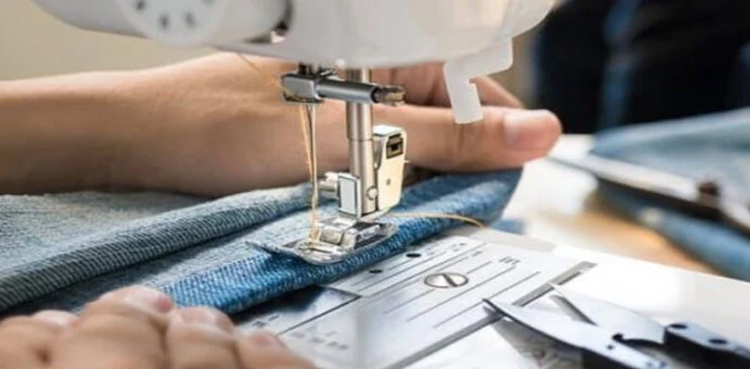 Court fines, tailor, failure, deliver dress