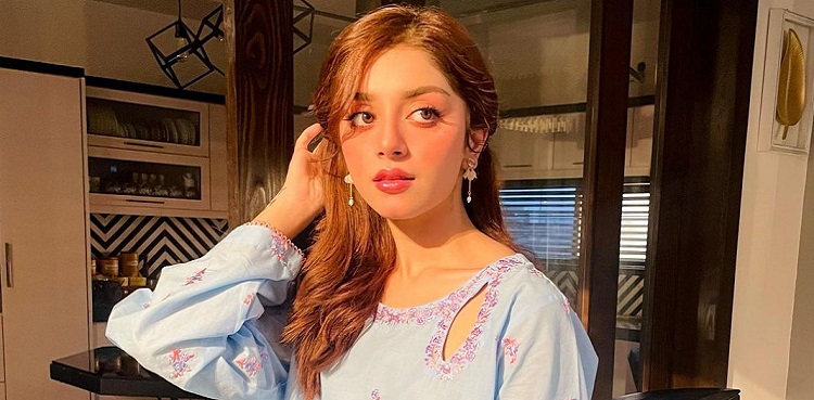 Alizeh Shah goes off Instagram after wipeout