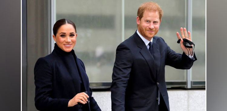 Prince Harry tabloids Mirror phone hacking