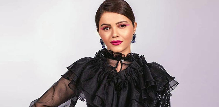 rubina dilaik accident, rubina dilaik, indian actress, road accident,