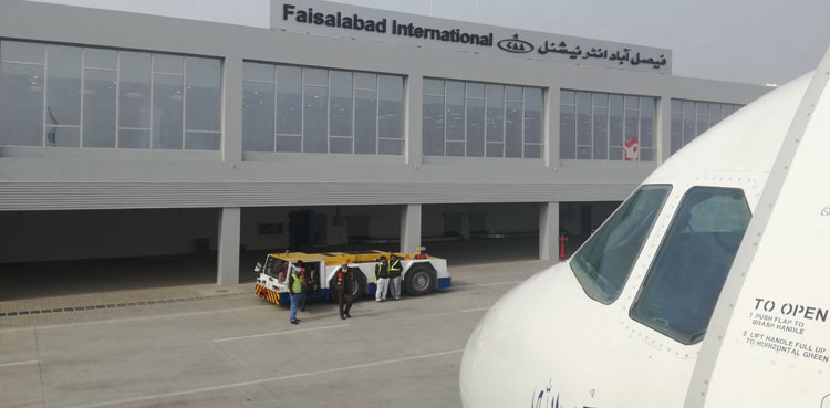 Smuggled smartphones, Faisalabad airport, Customs