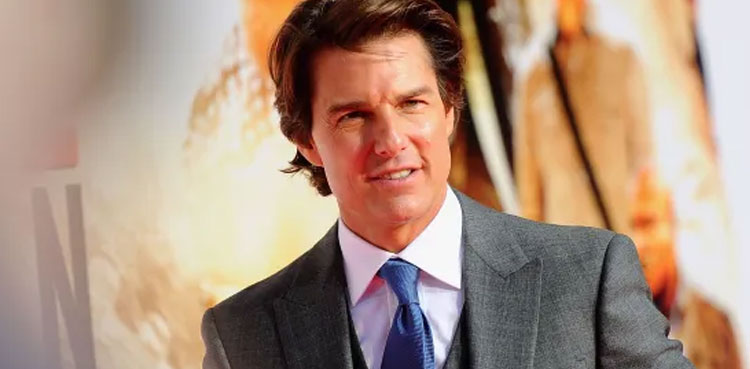 tom cruise video, tom cruise, tom cruise fan, viral video, viral, video