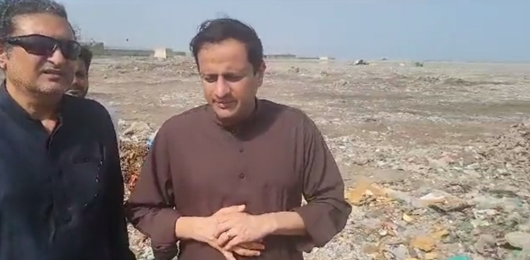 Karachi mayor, Murtaza Wahab, Ibrahim Hyderi, collection points