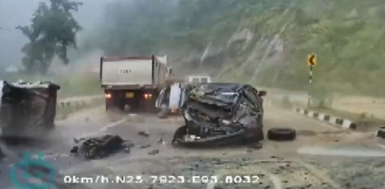 giant rocks crush cars, viral video