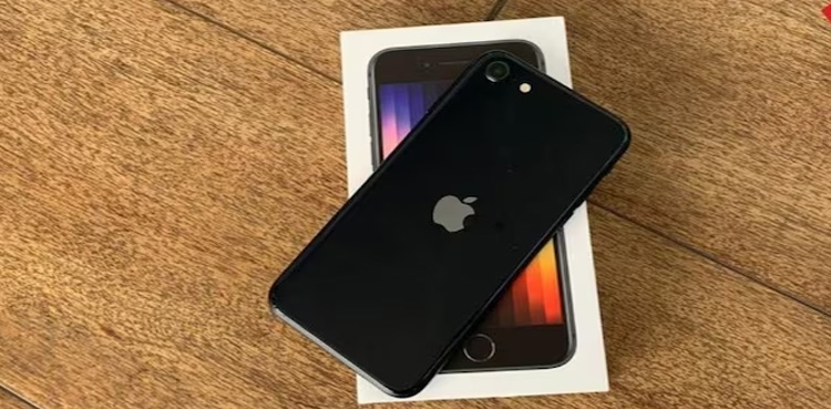 Apple moving to make most iPhones in India