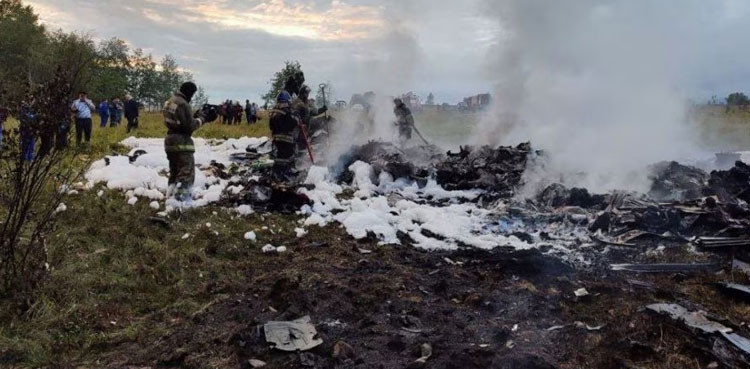 Russian mercenary Yevgeny Prigozhin's plane appeared fine on radar until last 30 seconds