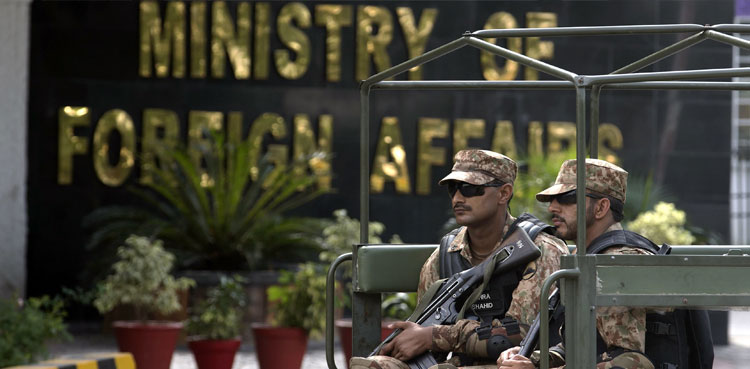 Pakistan, India, LoC firing