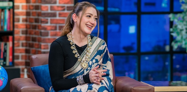 momina iqbal shooting experience
