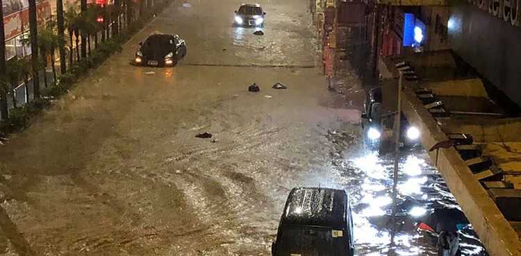 Hong Kong flooded by heaviest rainfall in 140 years