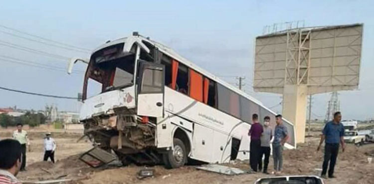 16 people, mostly Iranians, killed in road accident in Iraq