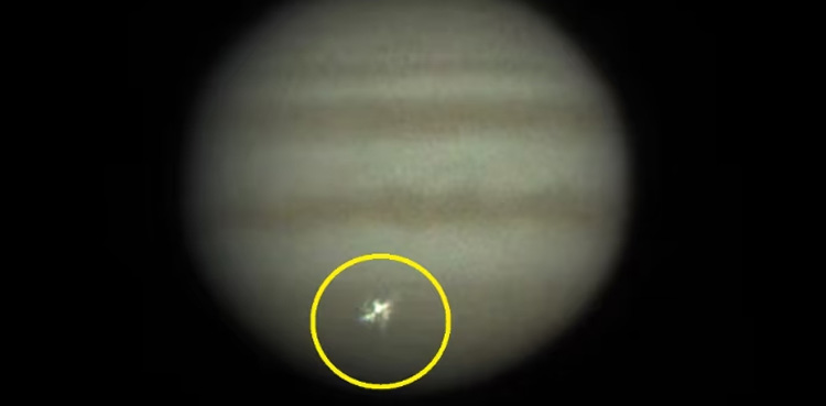 Viral video, Japanese astronomer, flash on Jupiter