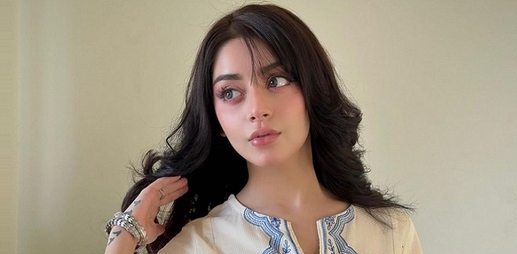 alizeh shah viral pictures