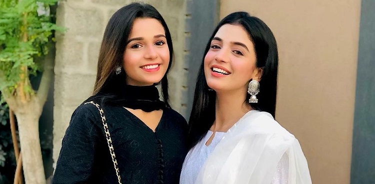 laiba and emaan khan, viral pictures