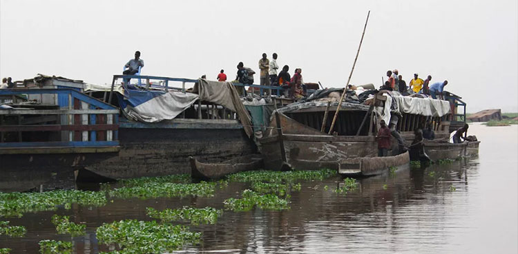 DR Congo boat fire, 143 dead