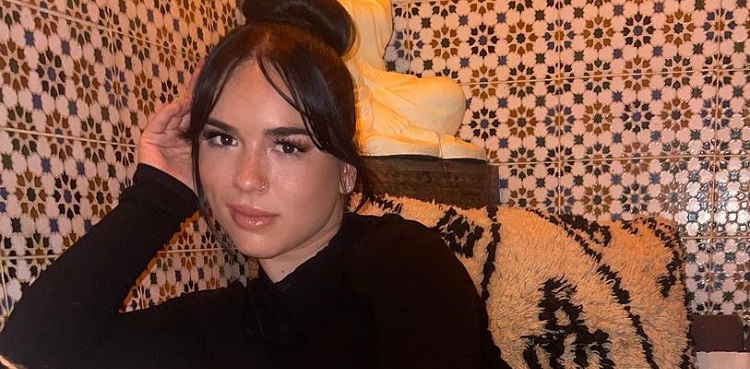 beatriz amma, fitness influencer, flesh-eating illness, fat-burning injection