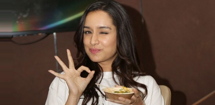 shraddha kapoor, viral post, instgram comment, favourite mithai