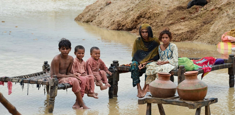 Pakistan, model houses, flood-affected families