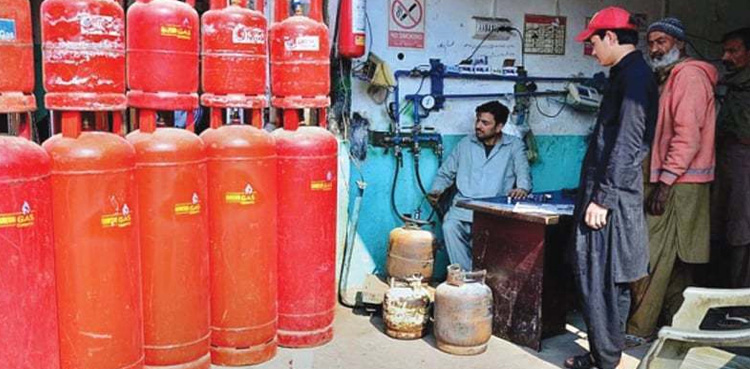 Govt initiates, crackdown, illegal gas cylinder shops, Sindh