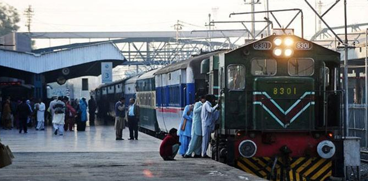Quetta-Peshawar train service to restored next month