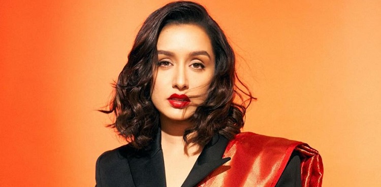 shraddha kapoor, singing, viral video, trolled