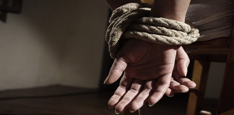 Armed men, abduct teenage boy, Karachi