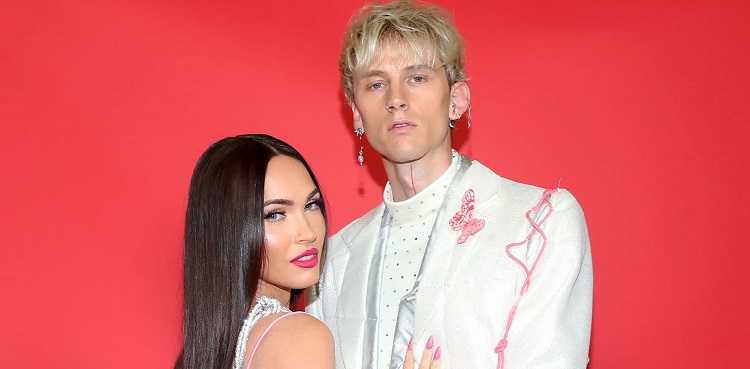 megan fox, machine gun kelly, Pretty Boys Are Poisonous, poem book