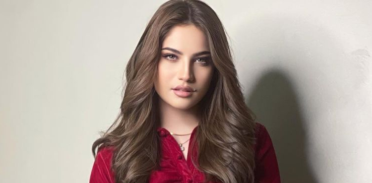 Neelam Muneer shares her two cents on beauty procedures