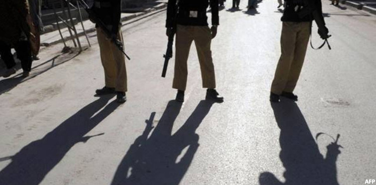 oil cartons robbery, policemen involved, challan filed