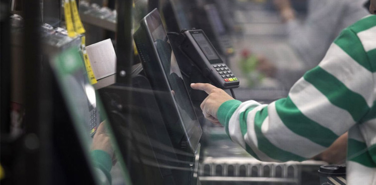 self-checkout machine, Viral, Man baffled, checkout machine demands tip