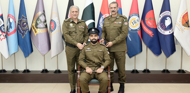 shadab khan, cricket, punjab police, pakistan, pakistan cricket, pakistan cricketer, pakistan cricket team, shadab khan punjab police, shadab khan dsp,