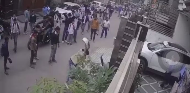 viral-video-man-chased-attacked-India
