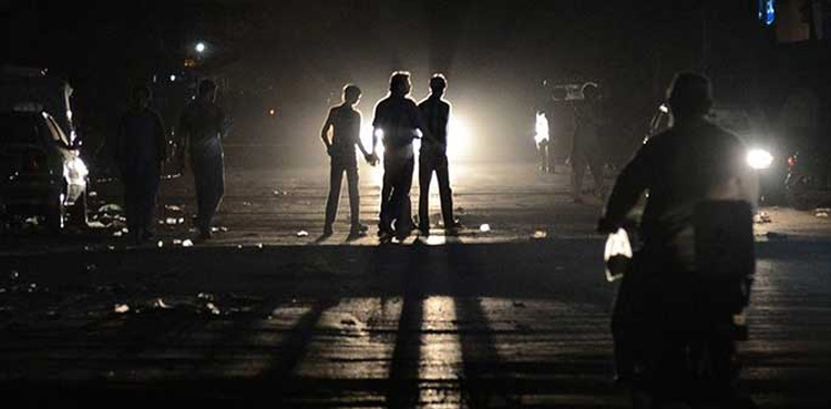 Karachi faces, power outage, 240 feeders trip, Karachi rain
