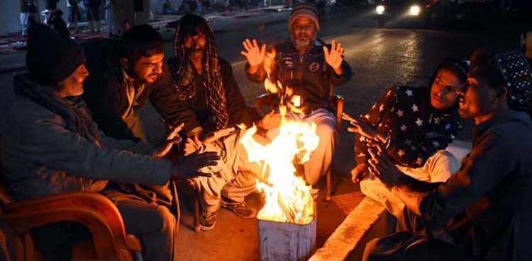 Karachi, face dry weather, colder temperatures, Met office
