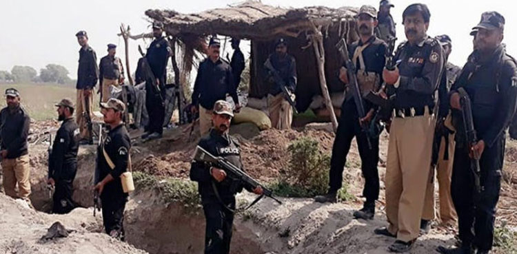 Ghotki, two hostages recovered, katcha area bandits