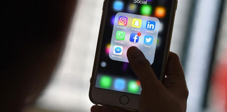 UK watchdog probe, online suicide forum