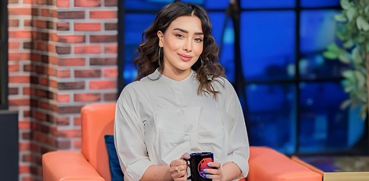 maira khan, interview, the night show