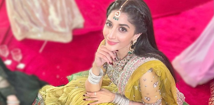 mawra hocane, instagram, pictures, viral