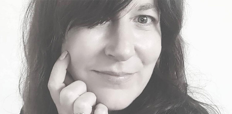 Vanessa Dougnac India journalist