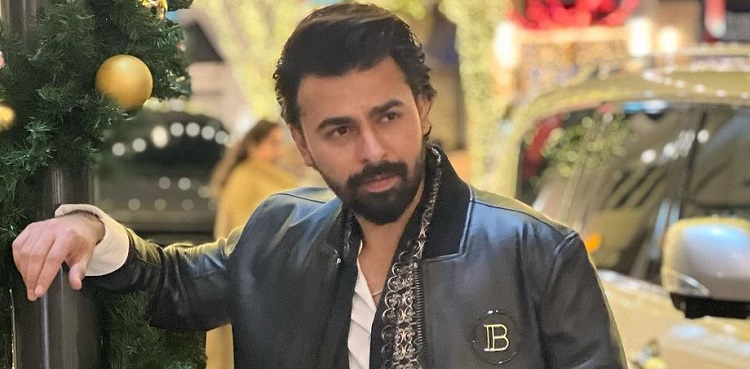 farhan saeed, daughter, viral pictures, instagram