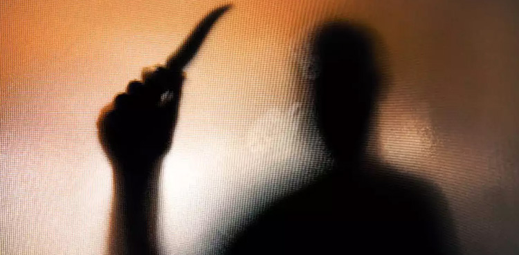 Man kills wife, roams around head,
