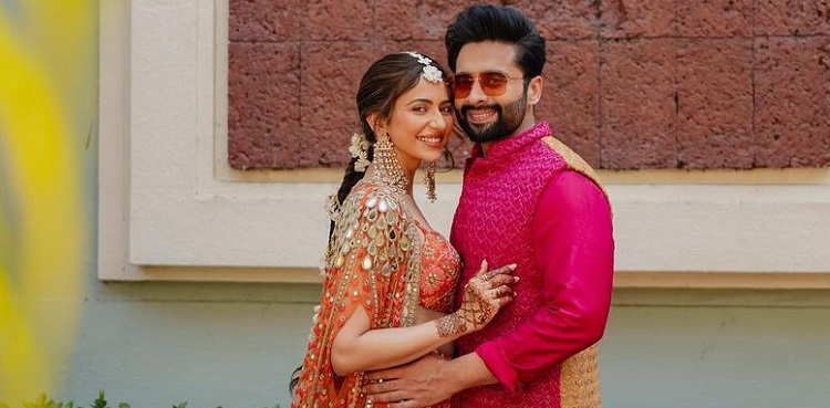 rakul preet singh, jackky bhagnani, viral mehndi pictures