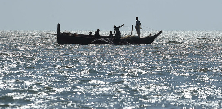 Navy recovers bodies of remaining missing fishermen