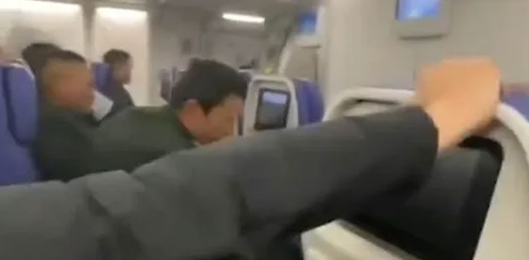 turbulence hit plane